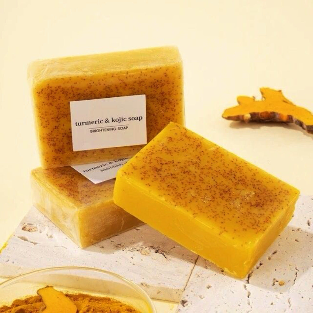 Savon pour le visage au curcuma pour une peau douce